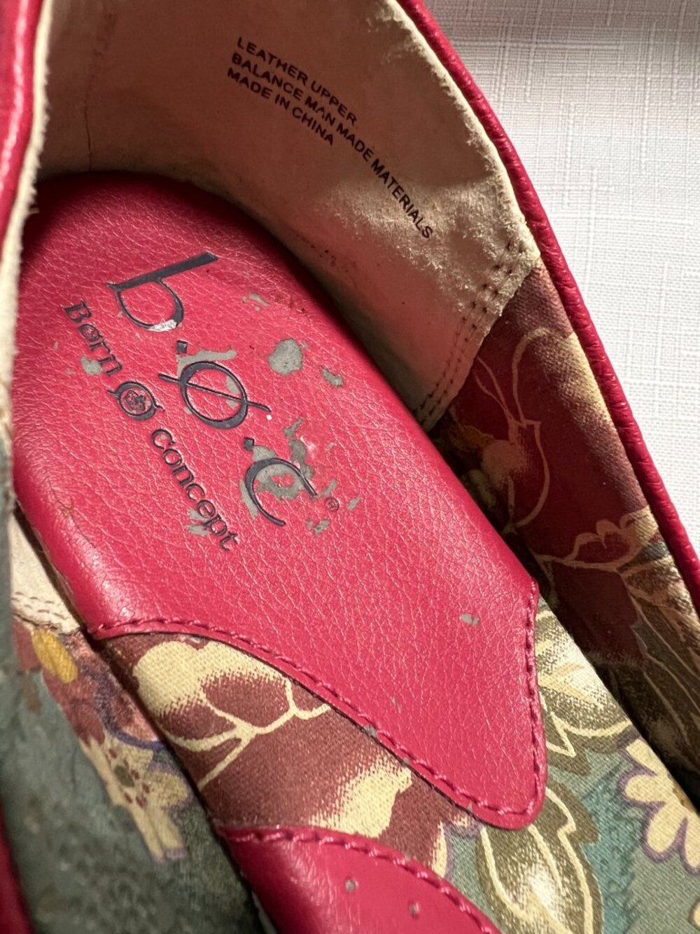 b.o.c. Born Concept Red Leather Floral Ballet Flats Slip On Comfort Shoes 8 - Picture 5 of 10